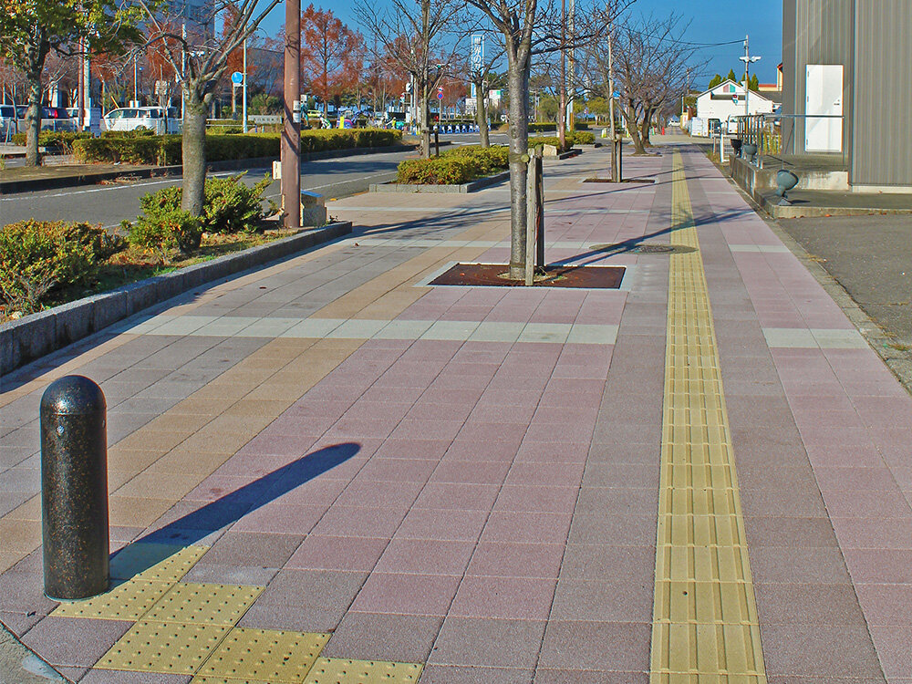 宇多津駅公園線歩道改良工事