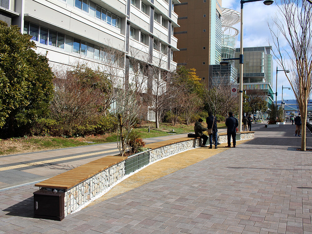 アリーナ周辺道路整備工事（サンポートガーデンプロムナード）