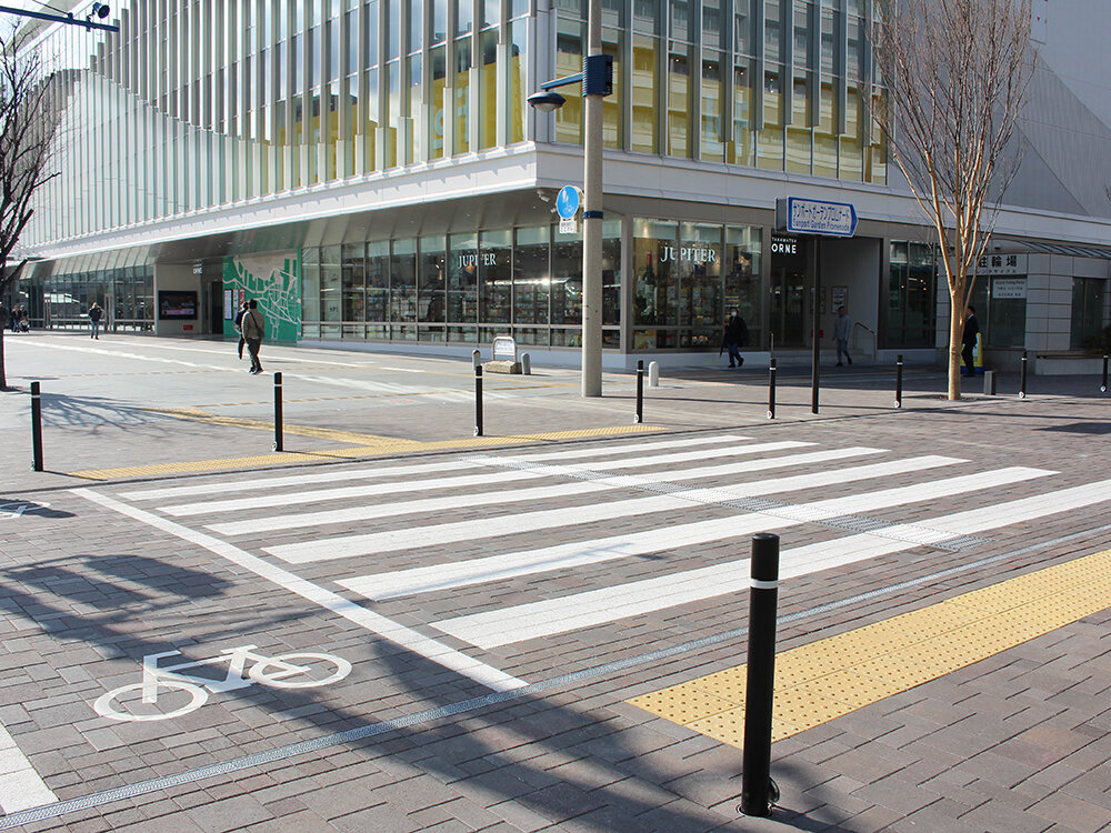 アリーナ周辺道路整備工事（サンポートガーデンプロムナード）