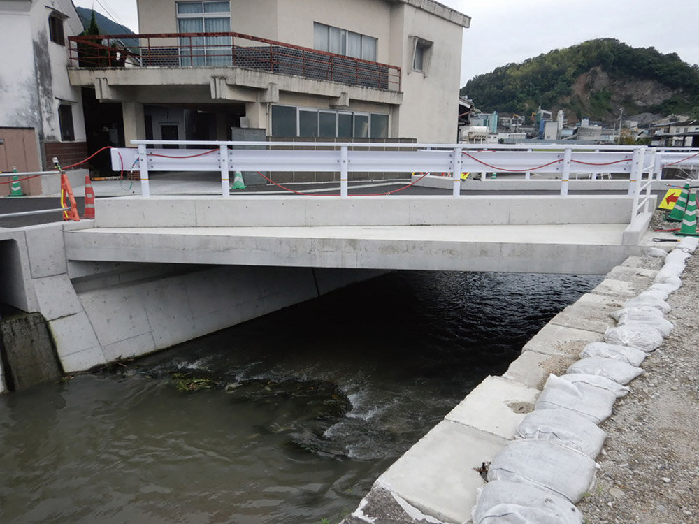 善通寺市中谷川河川改修工事
