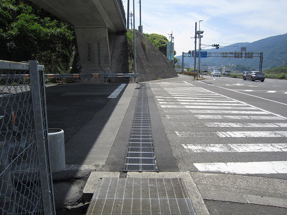 徳島地区保全工事 井川池田インターチェンジ