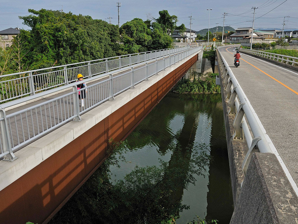 県道綾川府中線 交通安全施設整備工事