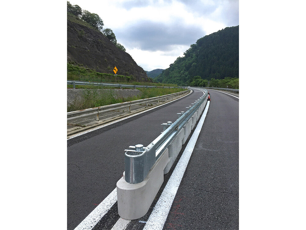 中国自動車道（特定更新等）福崎IC?佐用IC間集中工事規制作業