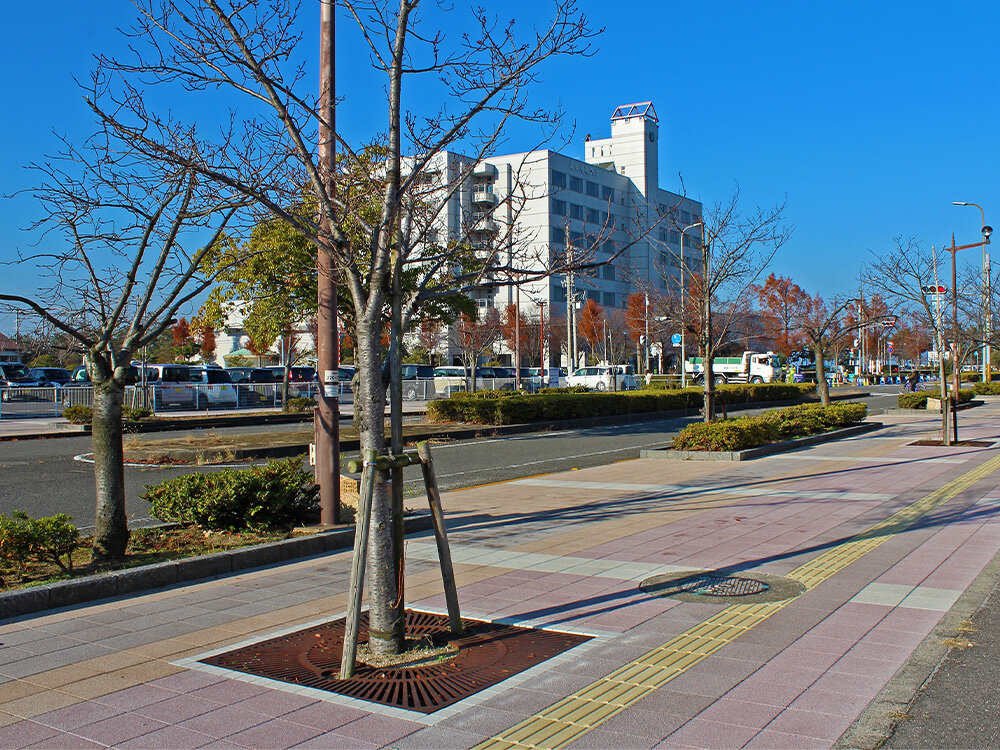 宇多津駅公園線歩道改良工事